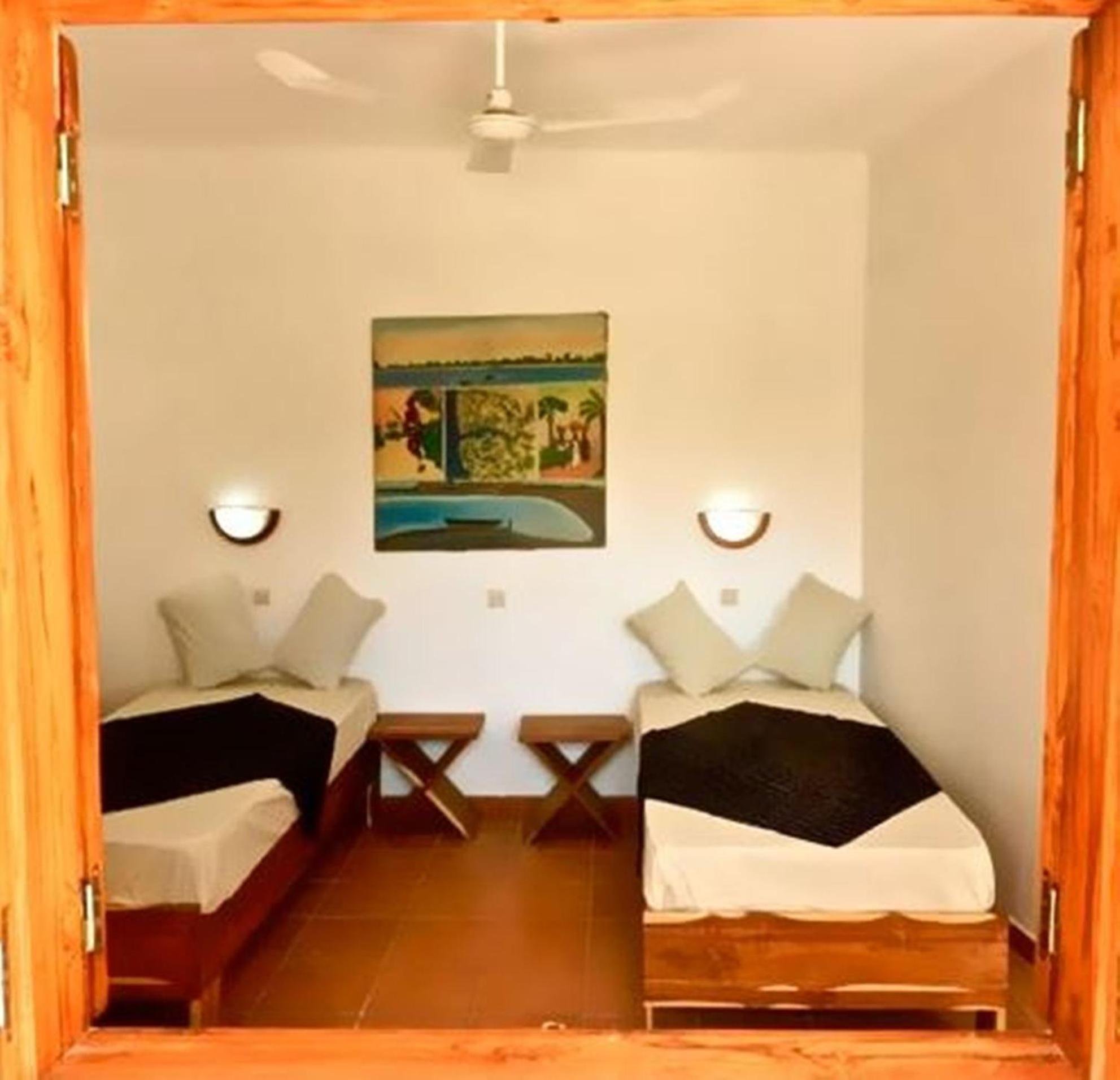 זיגווינצ'ור Casa Motel מראה חיצוני תמונה